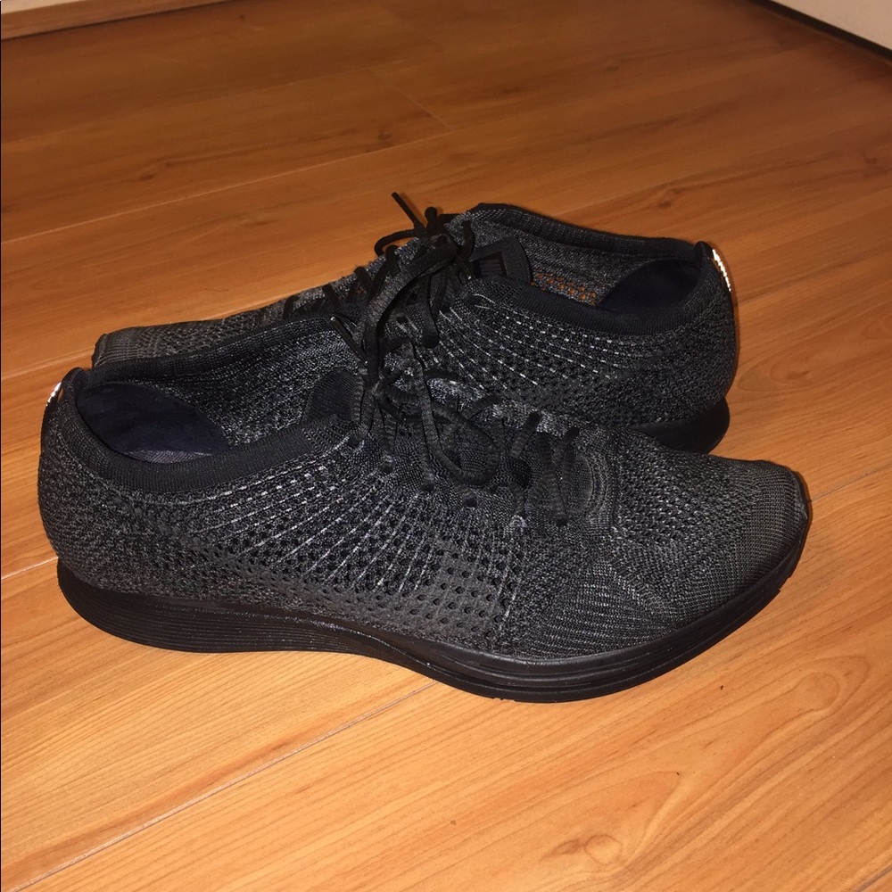 Nike Flyknit Racer